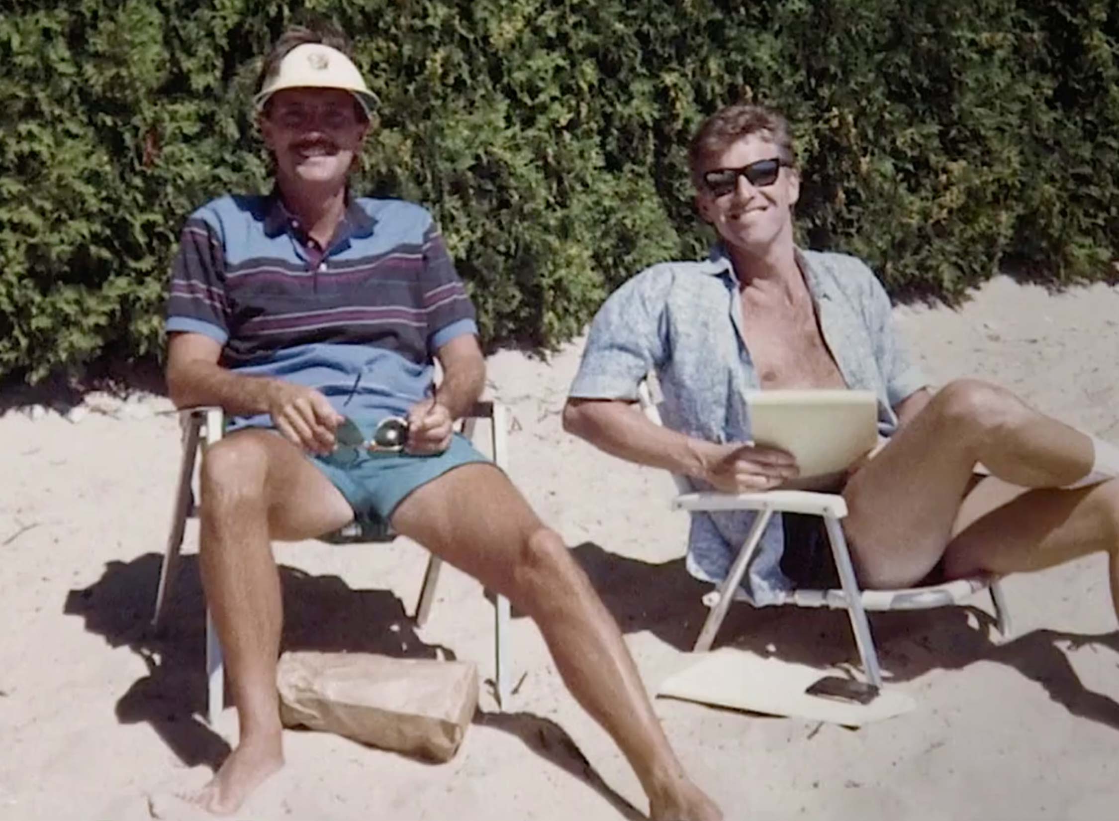 1987-BILL-AND-GREG-AT-BEACH
